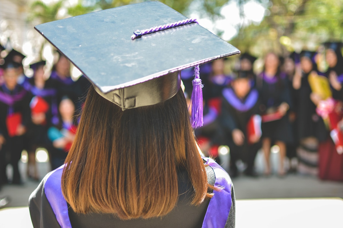 Part-Time Jobs for Pakistani Students in South Korea: Rules & Earnings